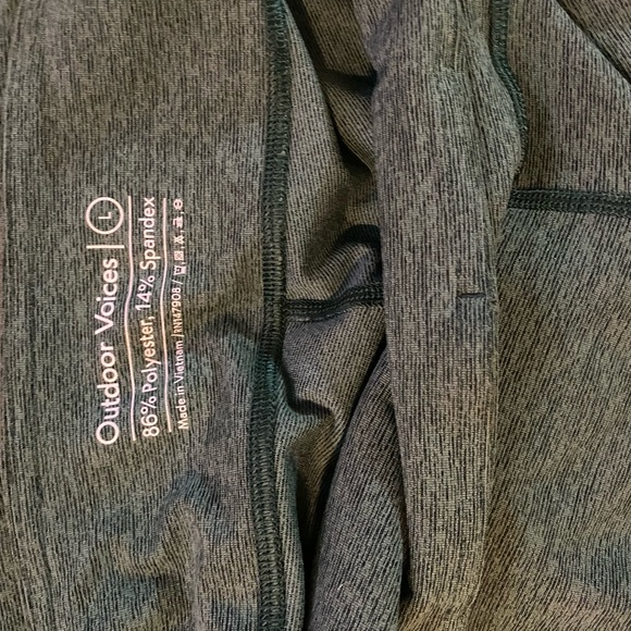 Outdoor Voices Warmup Legging, Hunter Green, size Large - Picture 3 of 3
